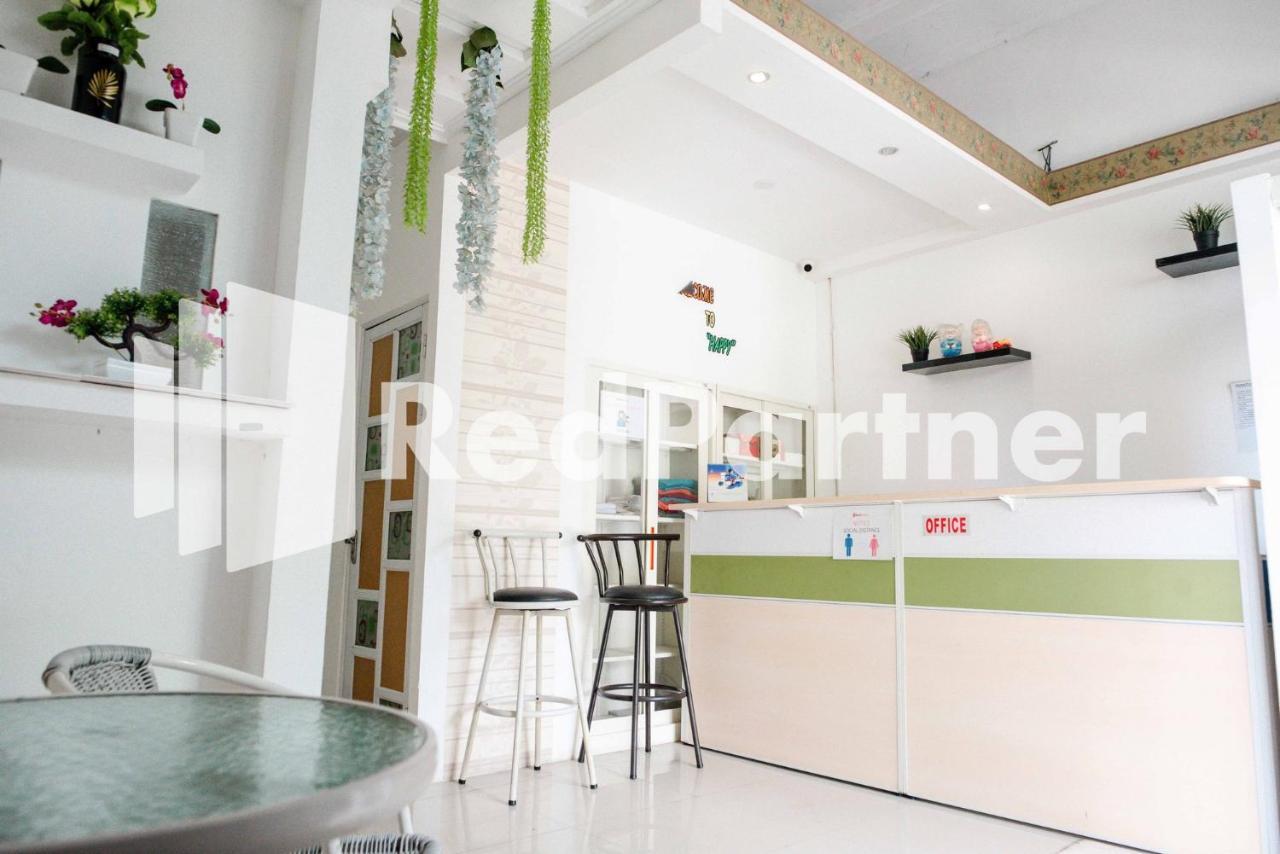 Happy Inn Puspo Mitra Reddoorz Jomblang Экстерьер фото