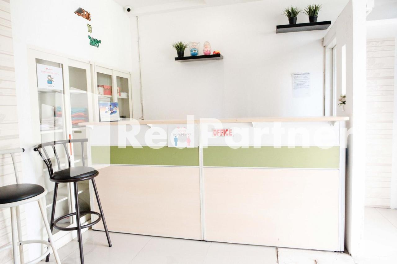 Happy Inn Puspo Mitra Reddoorz Jomblang Экстерьер фото